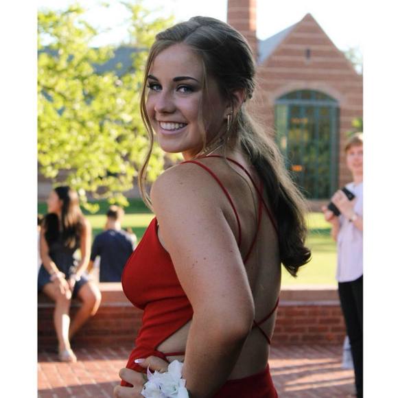 Meet your Posher, Olivia - Picture 1 of 1